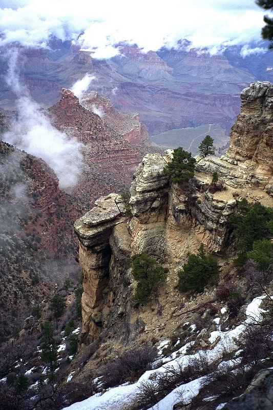 Snow in Grand Canyon.